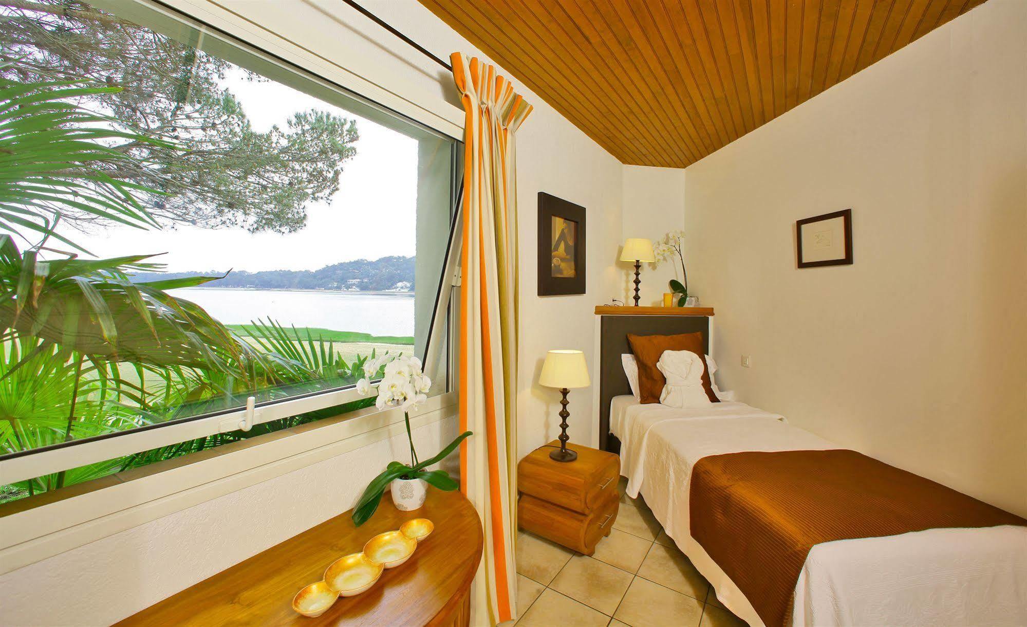 Hotel Les Hortensias Du Lac Soorts-Hossegor Exterior foto